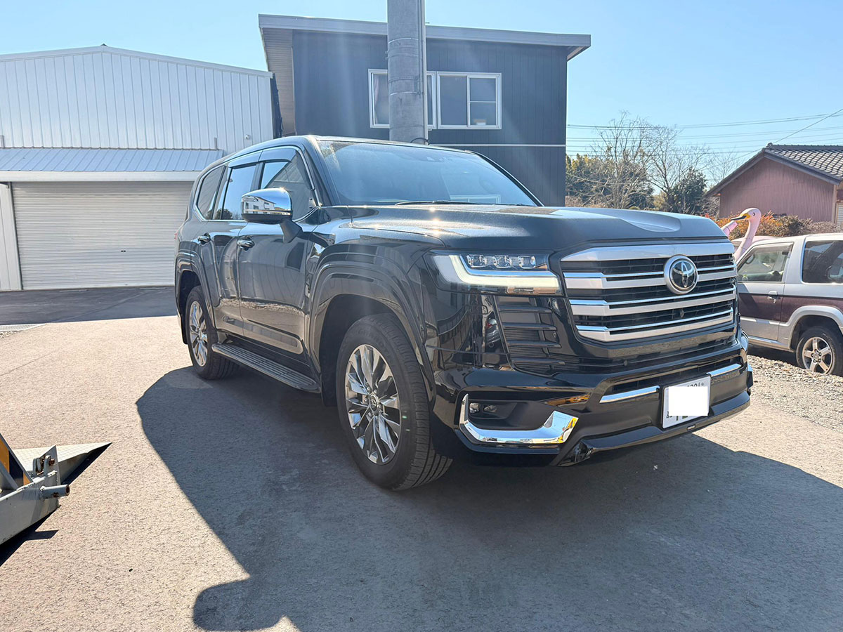 2023 Toyota Land Cruiser ZX