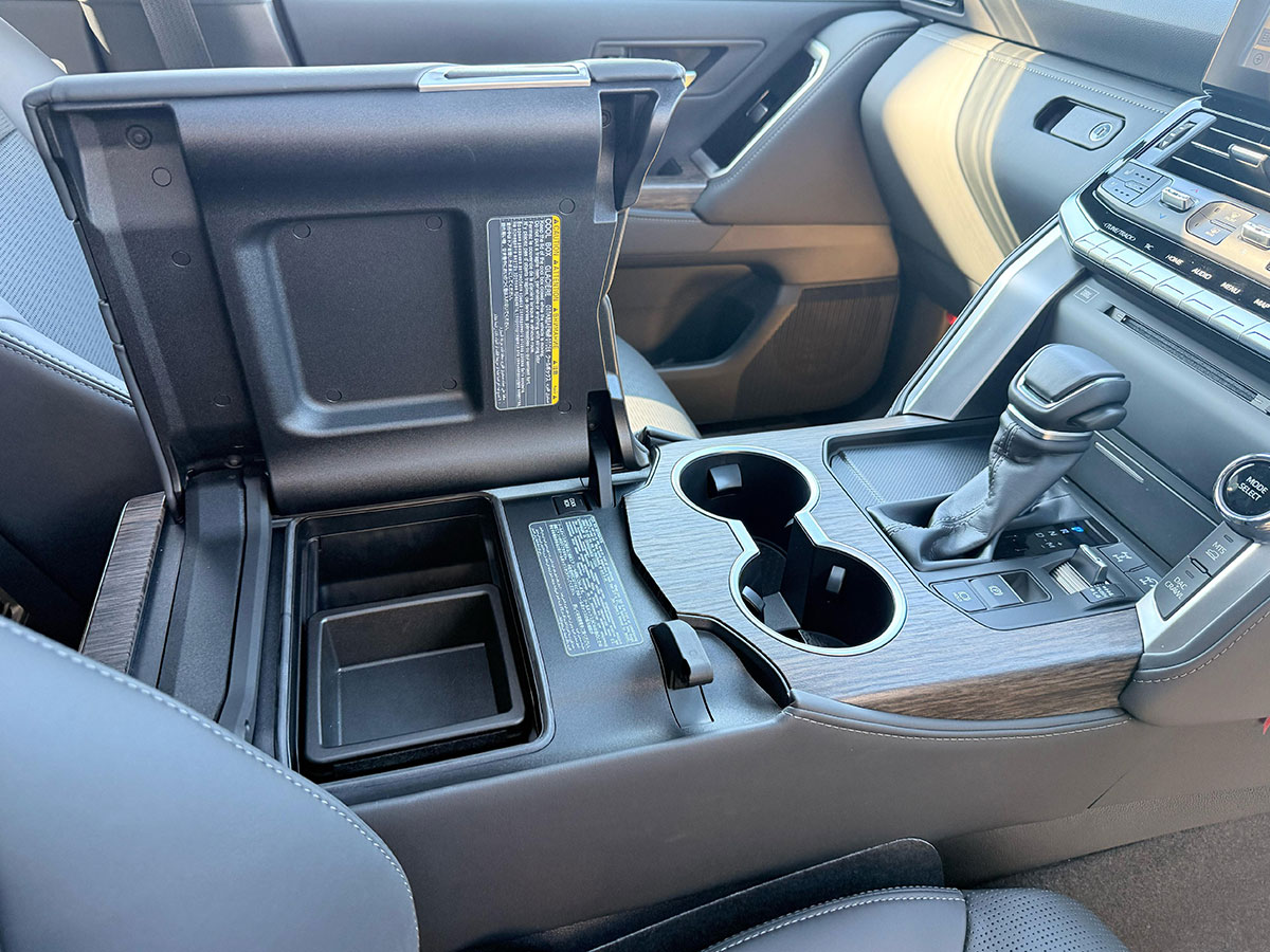 2023 Toyota Land Cruiser ZX